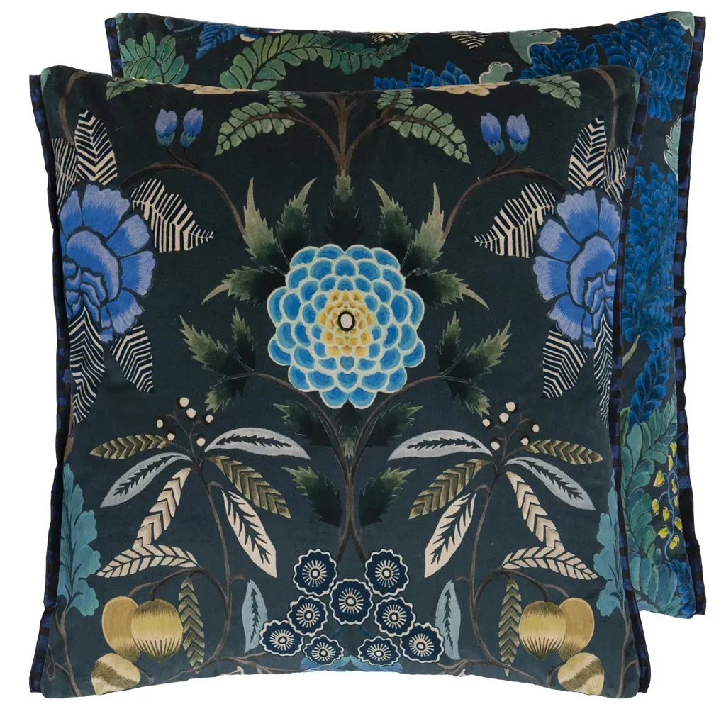 Brocart Decorative Velour Pillow Collection