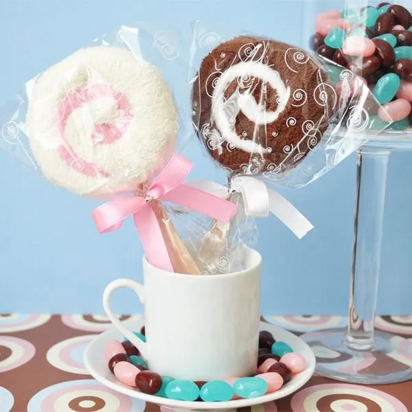 Cute Lollipop Themes Towel Favors (Pack of 12)